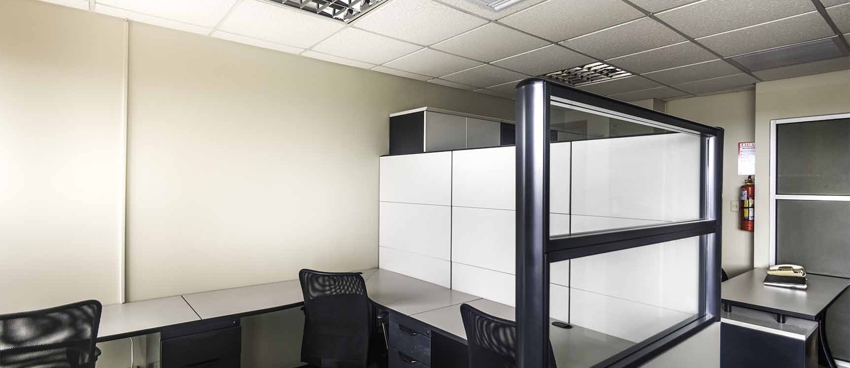 Oficina en Alquiler en Trade Building, Norte de Guayaquil GeoBienes - Oficina en Alquiler en Trade Building, Norte de Guayaquil - Plusvalia Guayaquil Casas de venta y alquiler Inmobiliaria Ecuador