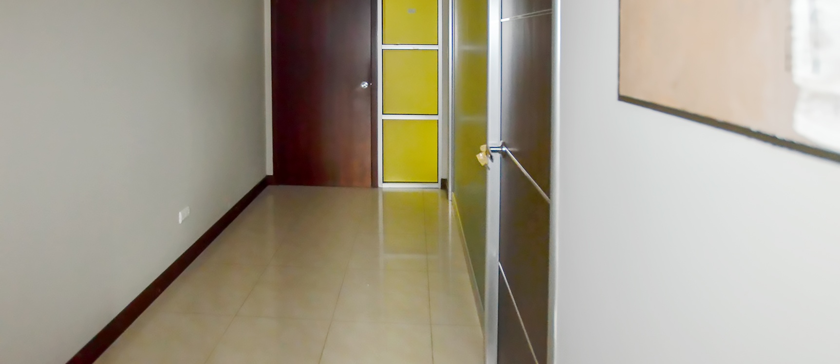 GeoBienes - Oficina en alquiler en Trade Building sector norte de Guayaquil - Plusvalia Guayaquil Casas de venta y alquiler Inmobiliaria Ecuador