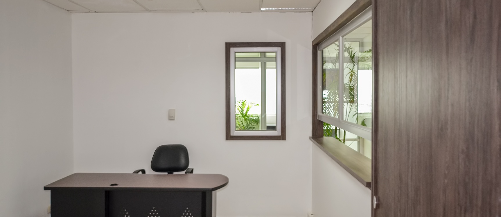 Oficina en alquiler en Trade Building sector norte de Guayaquil GeoBienes - Oficina en alquiler en Trade Building sector norte de Guayaquil - Plusvalia Guayaquil Casas de venta y alquiler Inmobiliaria Ecuador