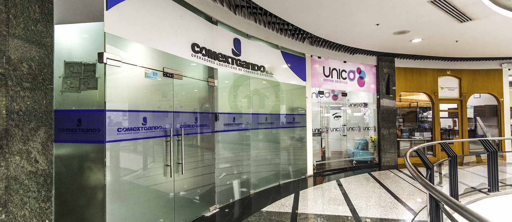 Oficina en alquiler en World Trade Center norte de Guayaquil GeoBienes - Oficina en alquiler en World Trade Center norte de Guayaquil - Plusvalia Guayaquil Casas de venta y alquiler Inmobiliaria Ecuador