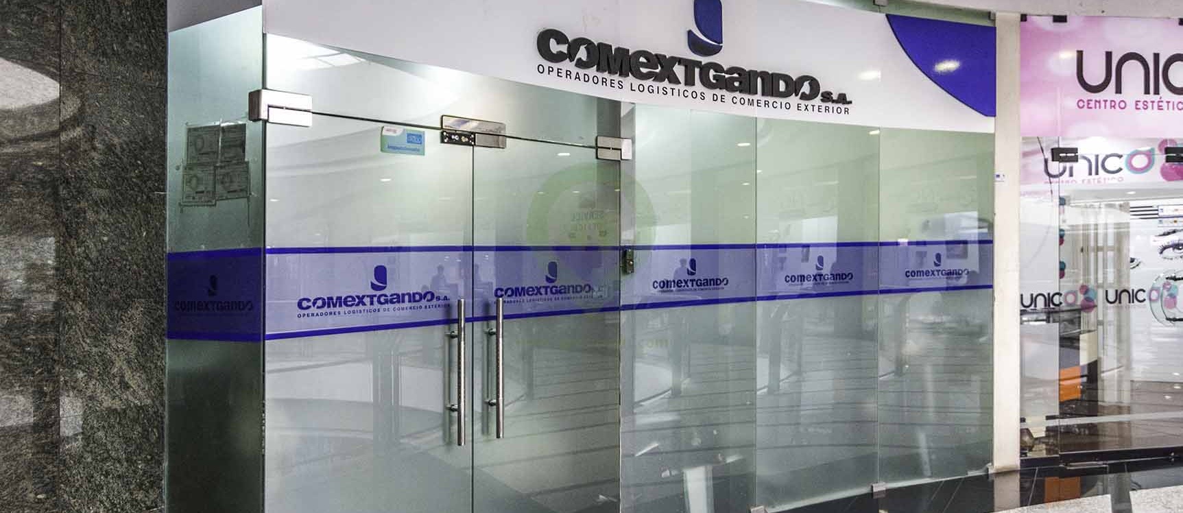 Oficina en alquiler en World Trade Center norte de Guayaquil GeoBienes - Oficina en alquiler en World Trade Center norte de Guayaquil - Plusvalia Guayaquil Casas de venta y alquiler Inmobiliaria Ecuador