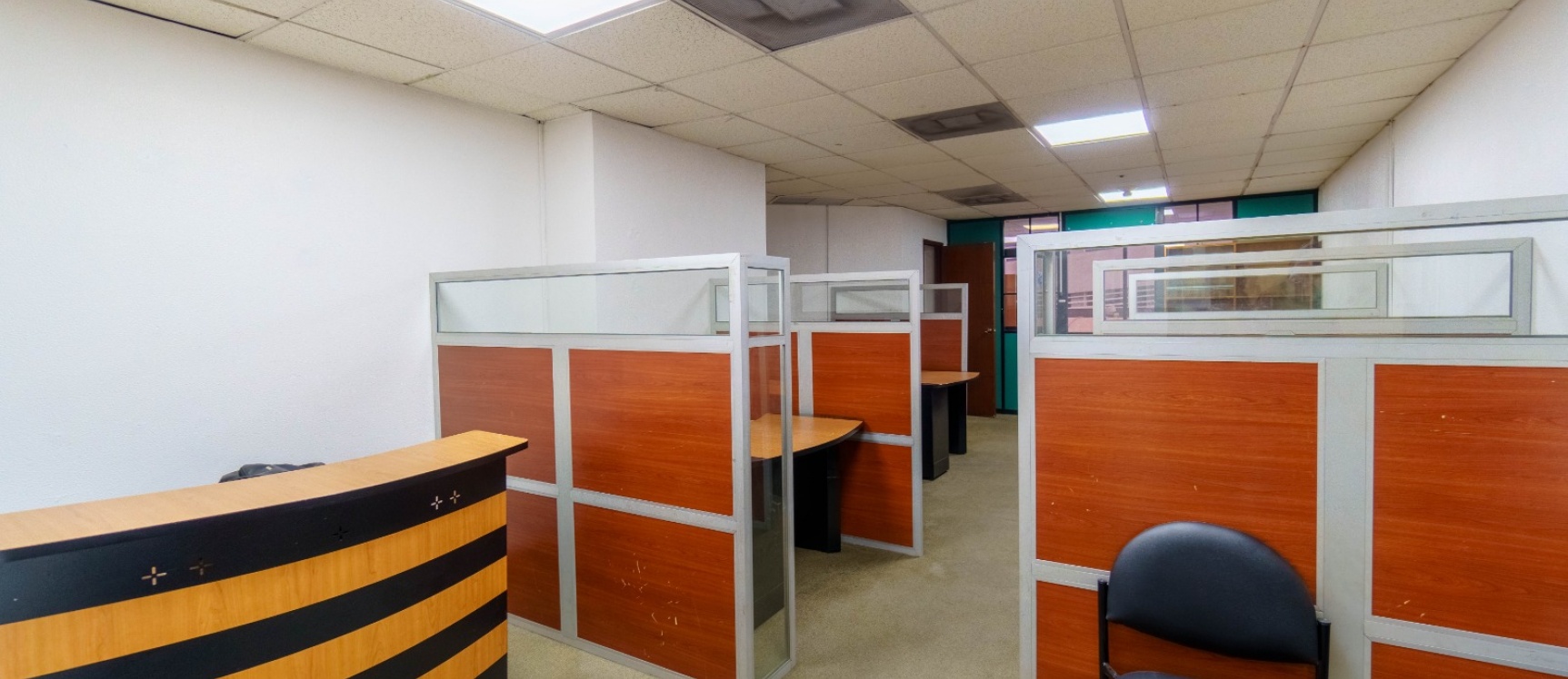 Oficina en alquiler en World Trade Center, Norte de Guayaquil GeoBienes - Oficina en alquiler en World Trade Center, Norte de Guayaquil - Plusvalia Guayaquil Casas de venta y alquiler Inmobiliaria Ecuador