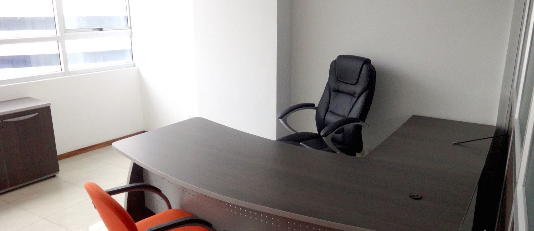 Oficina en alquiler norte de Guayaquil. Trade Building GeoBienes - Oficina en alquiler norte de Guayaquil. Trade Building - Plusvalia Guayaquil Casas de venta y alquiler Inmobiliaria Ecuador