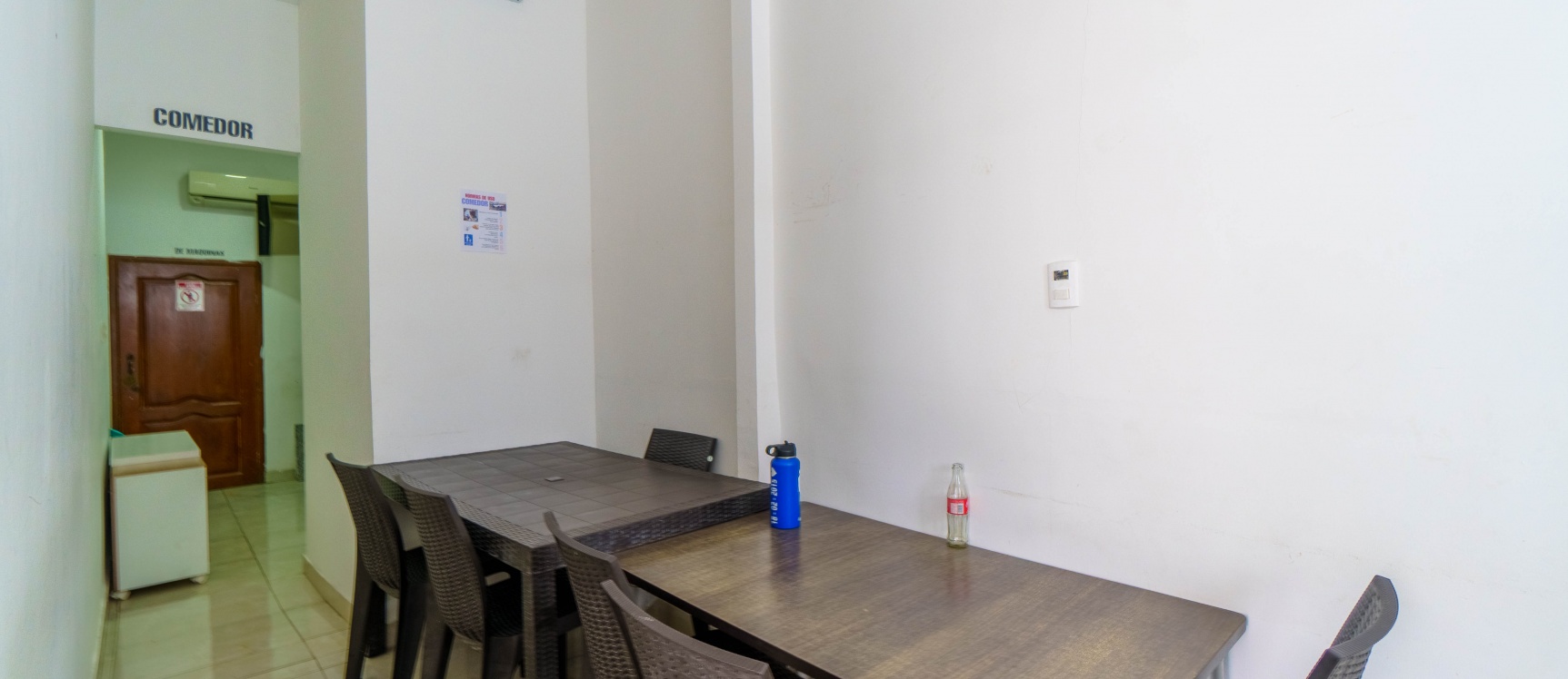 Oficina en alquiler planta alta ubicado en Urdesa, Norte de Guayaquil GeoBienes - Oficina en alquiler planta alta ubicado en Urdesa, Norte de Guayaquil - Plusvalia Guayaquil Casas de venta y alquiler Inmobiliaria Ecuador