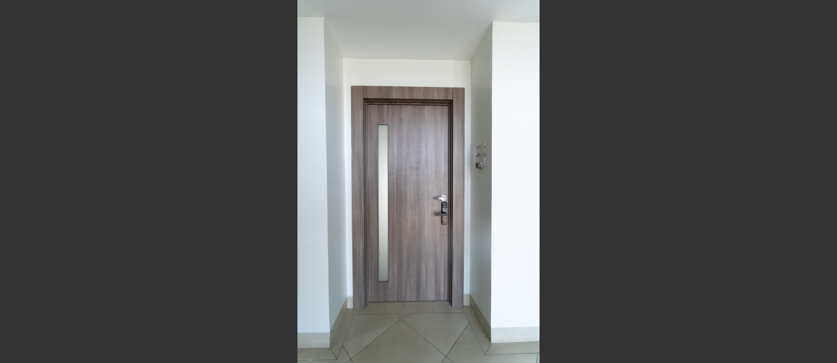 Oficina en venta Sky Building, dos estacionamientos, Norte de Guayaquil GeoBienes - Oficina en alquiler Sky Building, dos estacionamientos, Norte de Guayaquil - Plusvalia Guayaquil Casas de venta y alquiler Inmobiliaria Ecuador