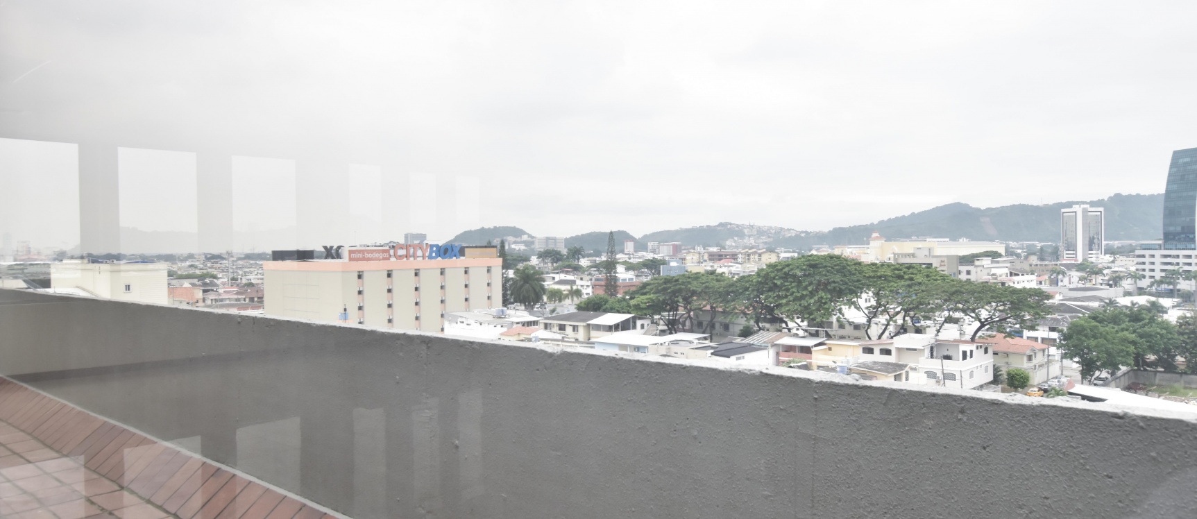 GeoBienes - Oficina en alquiler ubicada en el Edificio Mecanos - Plusvalia Guayaquil Casas de venta y alquiler Inmobiliaria Ecuador