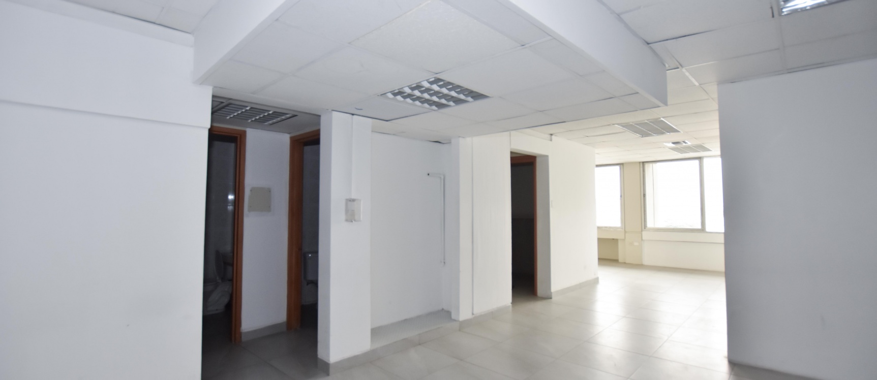Oficina en alquiler ubicada en el Edificio Mecanos GeoBienes - Oficina en alquiler ubicada en el Edificio Mecanos - Plusvalia Guayaquil Casas de venta y alquiler Inmobiliaria Ecuador