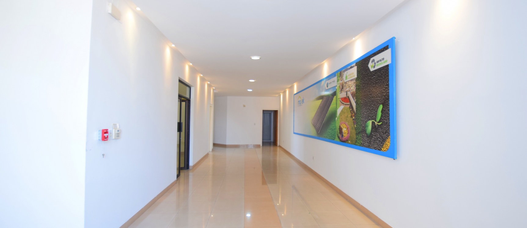 GeoBienes - Oficina en alquiler ubicada en Cdla. Naval Norte - Plusvalia Guayaquil Casas de venta y alquiler Inmobiliaria Ecuador