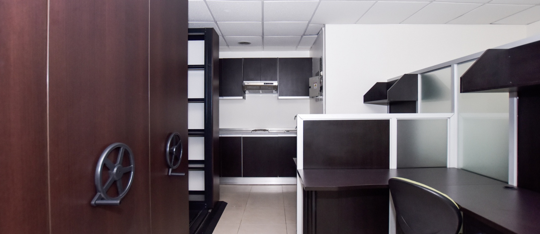 Oficina en alquiler ubicada en el Parque Empresarial Colón GeoBienes - Oficina en alquiler ubicada en el Parque Empresarial Colón - Plusvalia Guayaquil Casas de venta y alquiler Inmobiliaria Ecuador