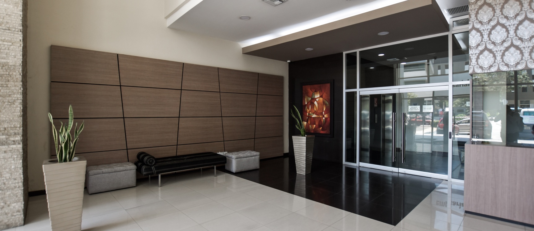 Oficina en alquiler ubicada en el Parque Empresarial Colón GeoBienes - Oficina en alquiler ubicada en el Parque Empresarial Colón - Plusvalia Guayaquil Casas de venta y alquiler Inmobiliaria Ecuador