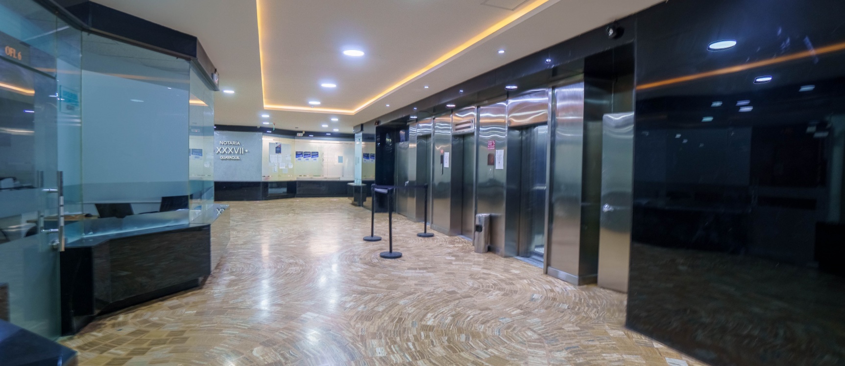 Oficina en alquiler ubicado en Edificio Induauto, Centro de Guayaquil GeoBienes - Oficina en alquiler ubicado en Edificio Induauto, Centro de Guayaquil - Plusvalia Guayaquil Casas de venta y alquiler Inmobiliaria Ecuador