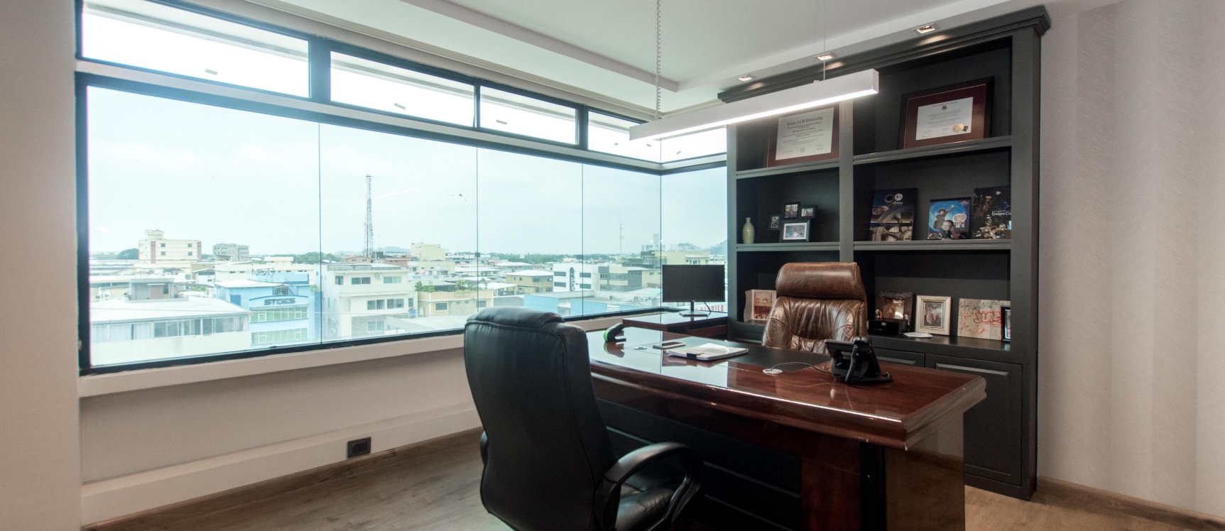 Oficina en Alquiler ubicado en Torres del norte GeoBienes - Oficina en Alquiler ubicado en Torres del norte - Plusvalia Guayaquil Casas de venta y alquiler Inmobiliaria Ecuador