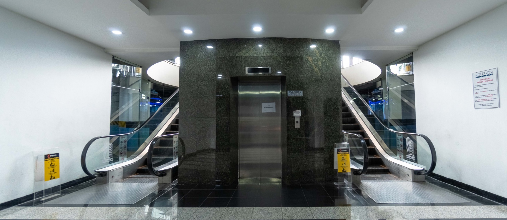 Oficina en alquiler World Trade Center, Kennedy, Guayaquil GeoBienes - Oficina en alquiler World Trade Center, Kennedy, Guayaquil - Plusvalia Guayaquil Casas de venta y alquiler Inmobiliaria Ecuador