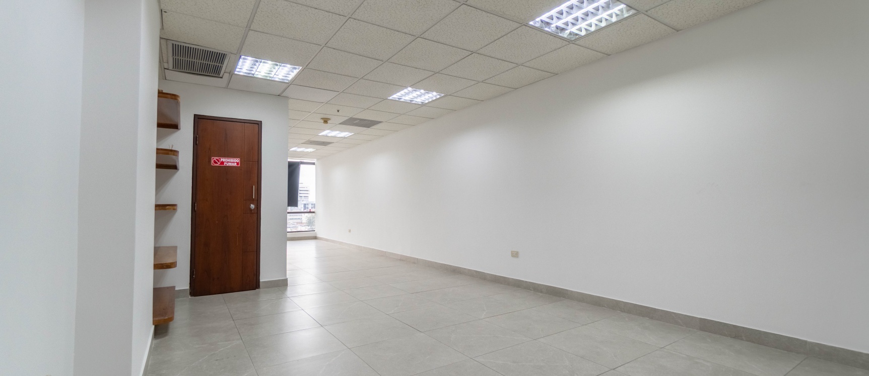 Oficina en alquiler World Trade Center, Kennedy, Guayaquil GeoBienes - Oficina en alquiler World Trade Center, Kennedy, Guayaquil - Plusvalia Guayaquil Casas de venta y alquiler Inmobiliaria Ecuador