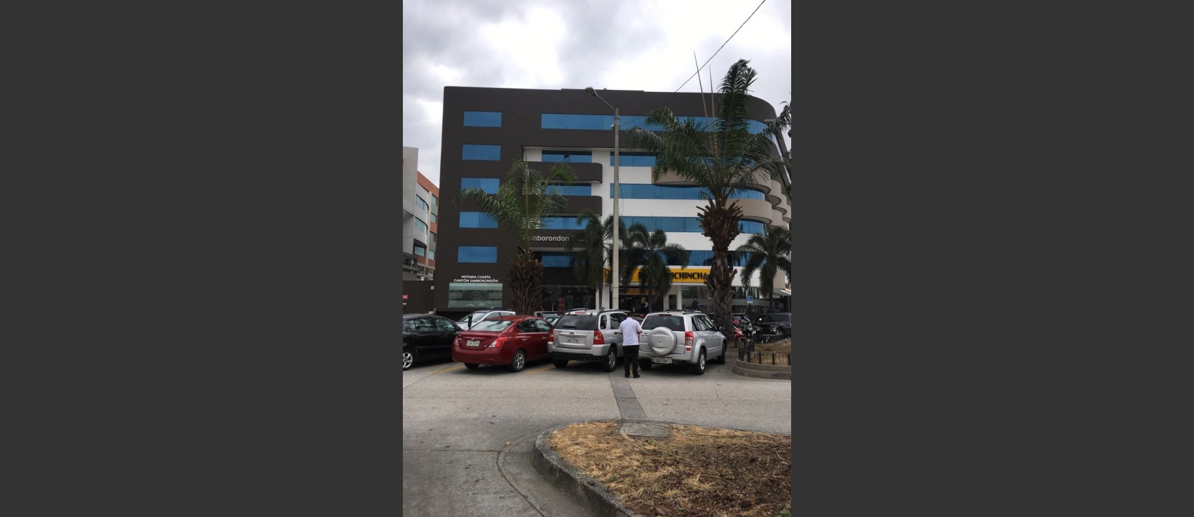 Oficina en Samboróndon Plaza GeoBienes - Oficina en en alquiler en Edificio Samborondón Plaza Samborondón - Plusvalia Guayaquil Casas de venta y alquiler Inmobiliaria Ecuador