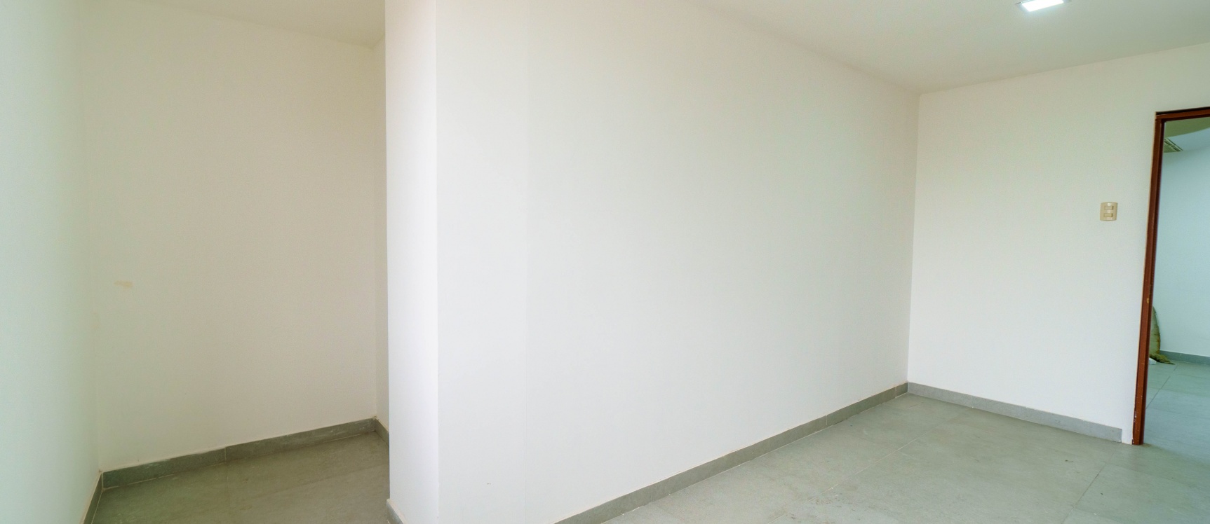 Oficina en alquiler ubicado en Condominio El Bucanero, Centro de Guayaquil GeoBienes - Oficina en venta, Av Las Américas, Edificio de Oficinas El Bucanero - Plusvalia Guayaquil Casas de venta y alquiler Inmobiliaria Ecuador