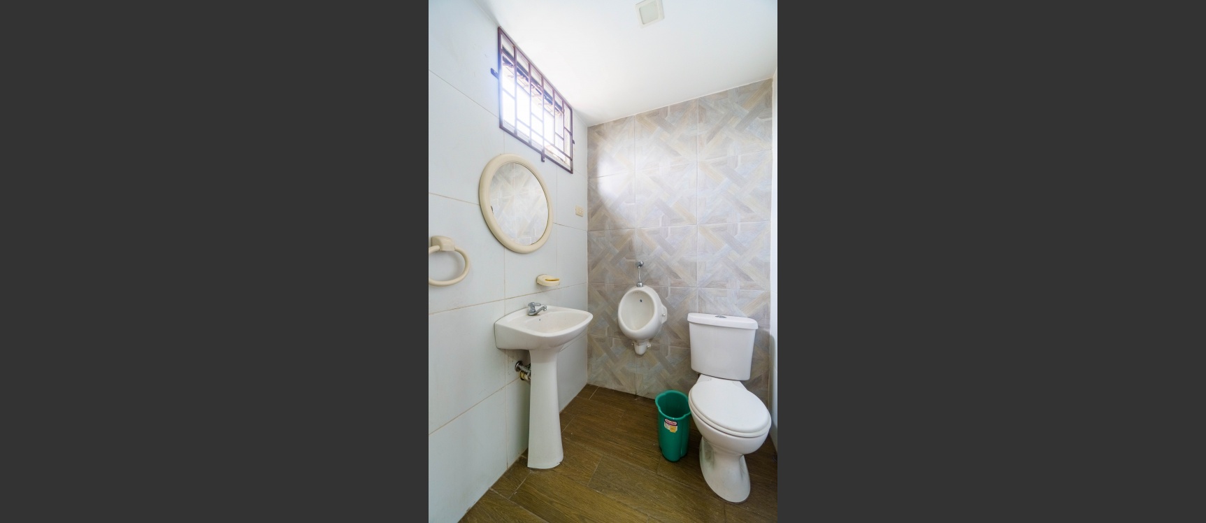 Oficina en alquiler ubicado en Condominio El Bucanero, Centro de Guayaquil GeoBienes - Oficina en venta, Av Las Américas, Edificio de Oficinas El Bucanero - Plusvalia Guayaquil Casas de venta y alquiler Inmobiliaria Ecuador