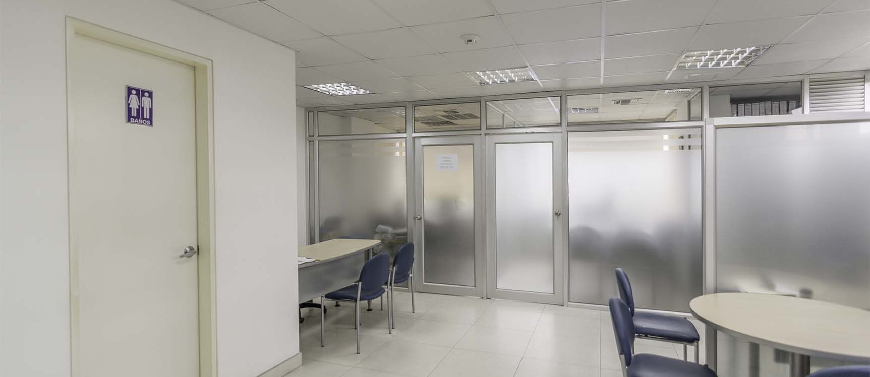 Oficina en venta Edificio Atlantis, Norte de Guayaquil GeoBienes - Oficina en venta en el Edificio Atlantis, Norte de Guayaquil - Plusvalia Guayaquil Casas de venta y alquiler Inmobiliaria Ecuador