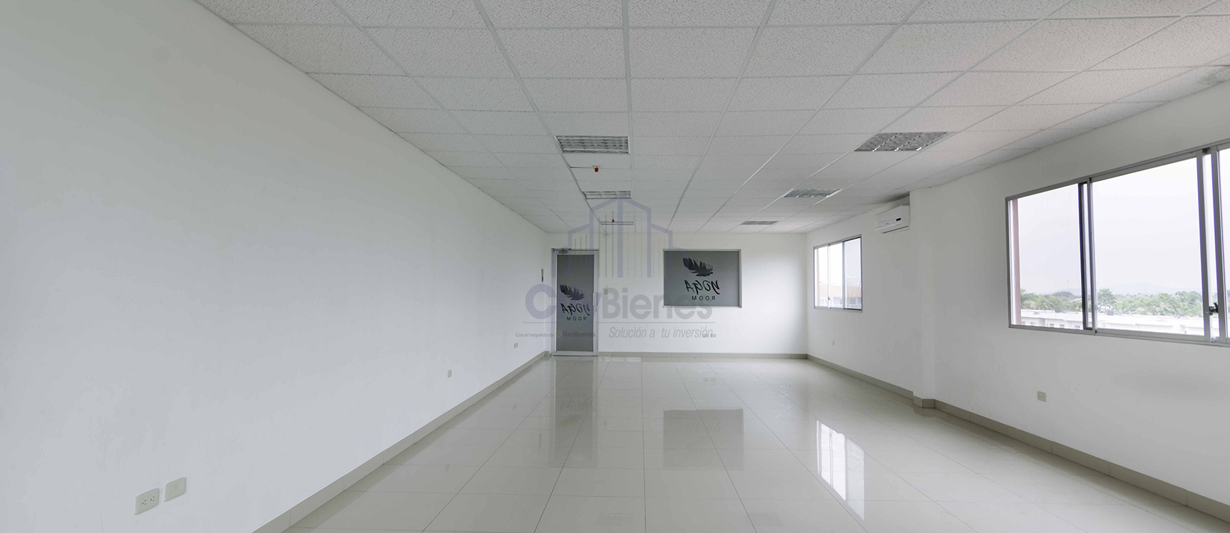 Oficina en venta en Edificio Diana Quintana vía a Samborondón GeoBienes - Oficina en venta en Edificio Diana Quintana vía a Samborondón - Plusvalia Guayaquil Casas de venta y alquiler Inmobiliaria Ecuador