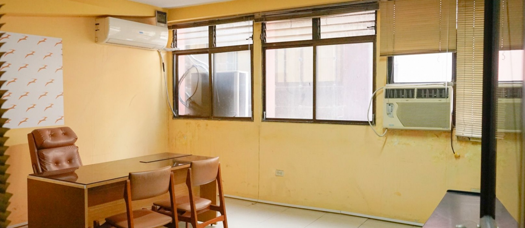 Oficina en venta en el Centro de Guayaquil GeoBienes - Oficina en venta en el Centro de Guayaquil - Plusvalia Guayaquil Casas de venta y alquiler Inmobiliaria Ecuador
