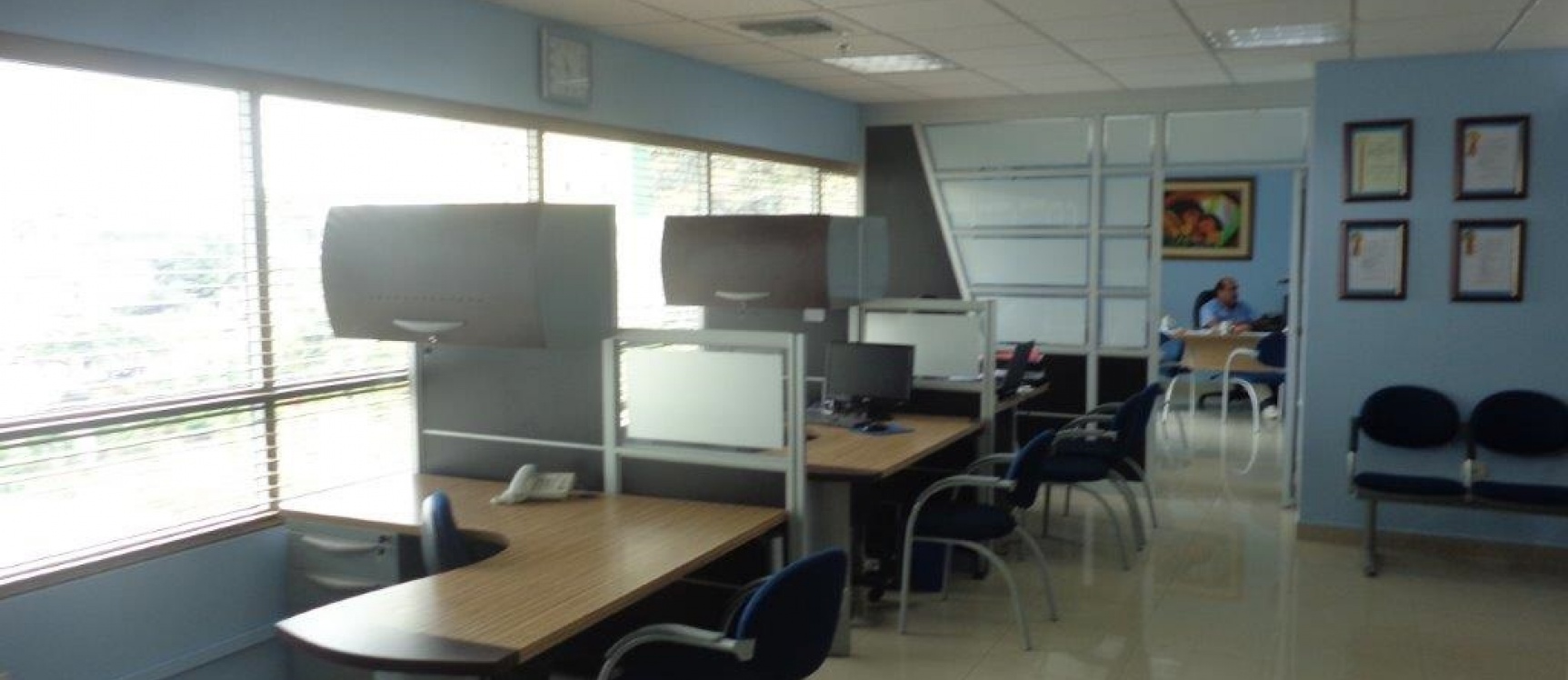 Oficina en Venta en el Centro Empresarial Colon GeoBienes - Oficina en Venta en el Parque Empresarial Colón Guayaquil - Plusvalia Guayaquil Casas de venta y alquiler Inmobiliaria Ecuador