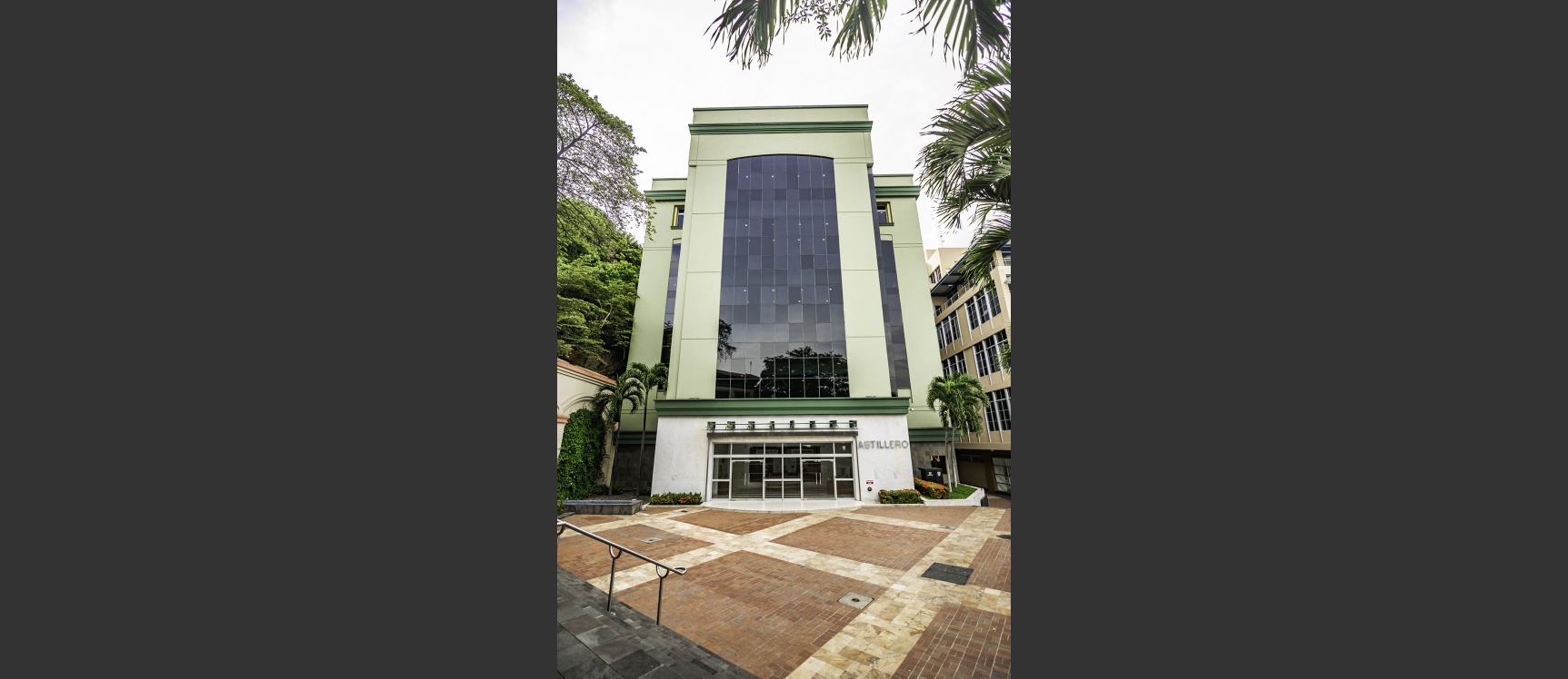 GeoBienes - Oficina en venta en el Edificio El Astillero, Puerto Santa Ana, Centro de Guayaquil - Plusvalia Guayaquil Casas de venta y alquiler Inmobiliaria Ecuador