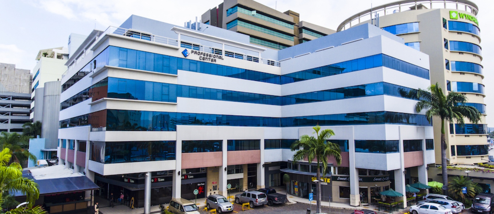 GeoBienes - Oficina en Venta en el Edificio Professional, Norte de Guayaquil - Plusvalia Guayaquil Casas de venta y alquiler Inmobiliaria Ecuador