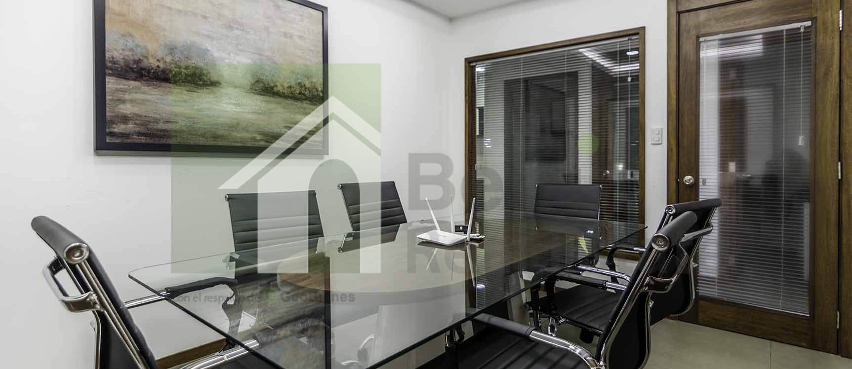 Oficina en venta en Sky Building norte de Guayaquil GeoBienes - Oficina en venta en Sky Building norte de Guayaquil - Plusvalia Guayaquil Casas de venta y alquiler Inmobiliaria Ecuador