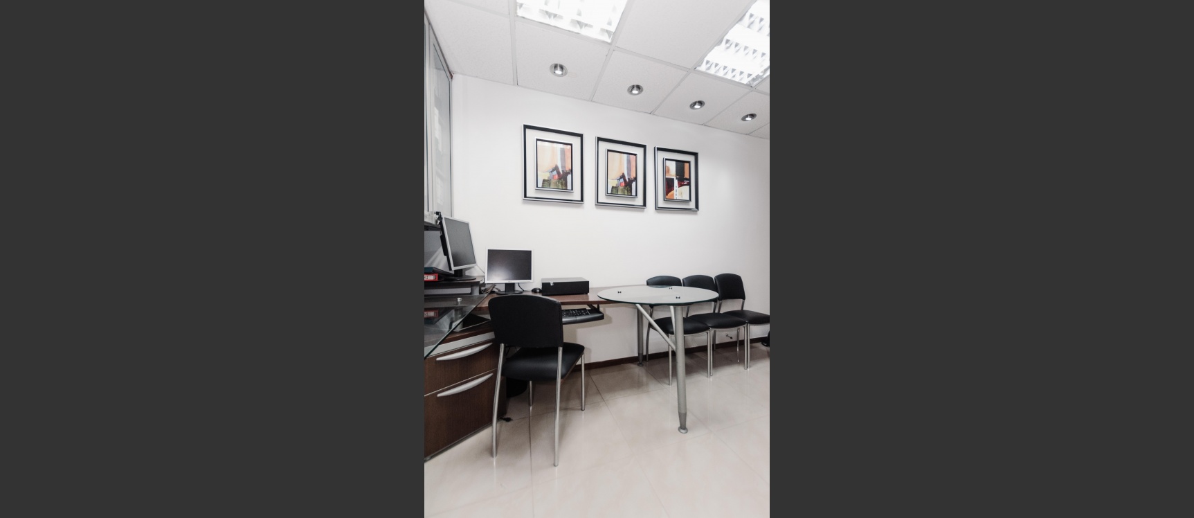 Oficina en venta Trade Building, cdla. Simon Bolivar, norte de Guayaquil GeoBienes - Oficina en venta Trade Building, cdla. Simon Bolivar, norte de Guayaquil - Plusvalia Guayaquil Casas de venta y alquiler Inmobiliaria Ecuador
