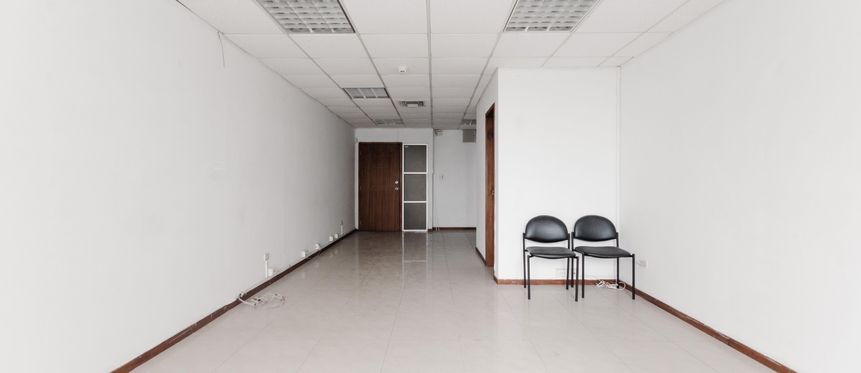 Oficina en venta Trade Building, Ciudad del Sol, Cdla. Simon Bolivar GeoBienes - Oficina en venta Trade Building, Ciudad del Sol, Cdla. Simon Bolivar - Plusvalia Guayaquil Casas de venta y alquiler Inmobiliaria Ecuador