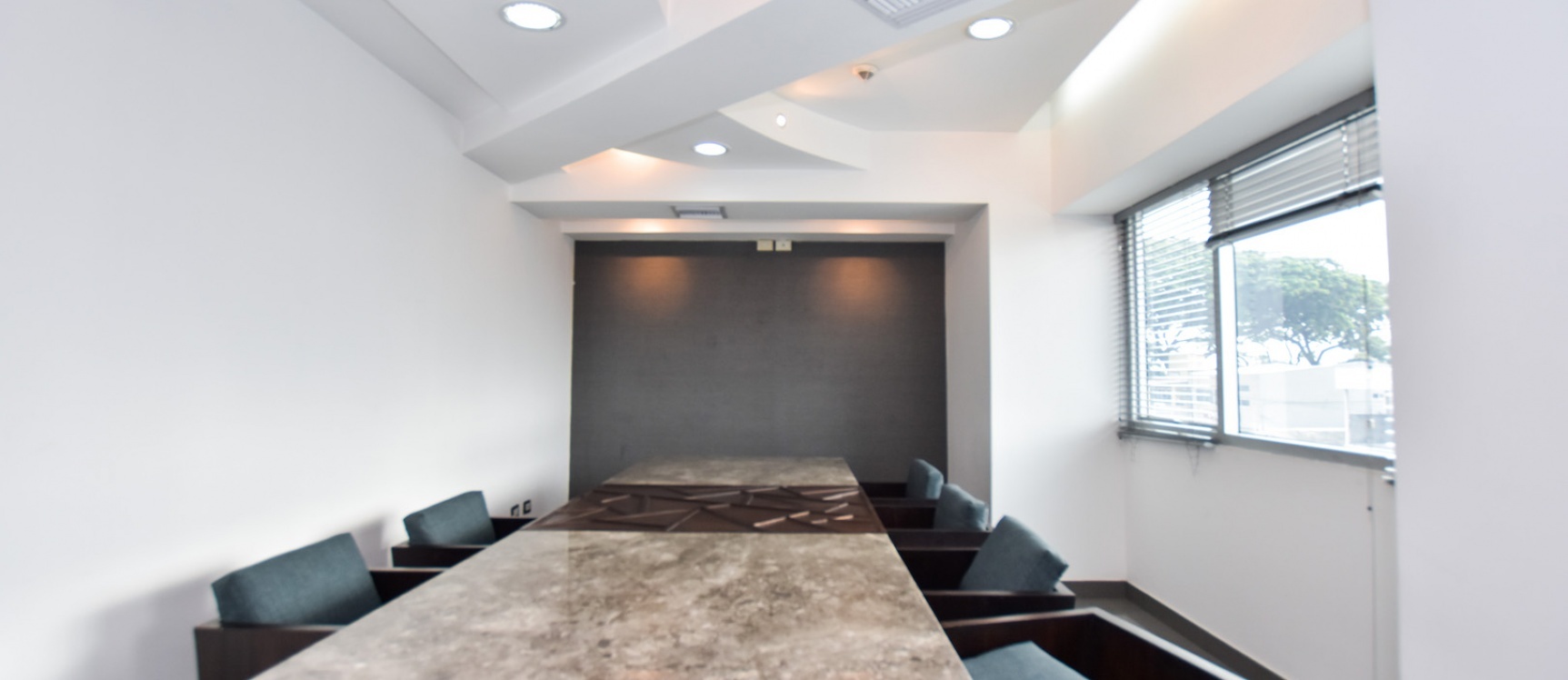 Oficina en venta ubicada en el Edificio City Office, Norte de Guayaquil GeoBienes - Oficina en venta ubicada en el Edificio City Office, Norte de Guayaquil - Plusvalia Guayaquil Casas de venta y alquiler Inmobiliaria Ecuador