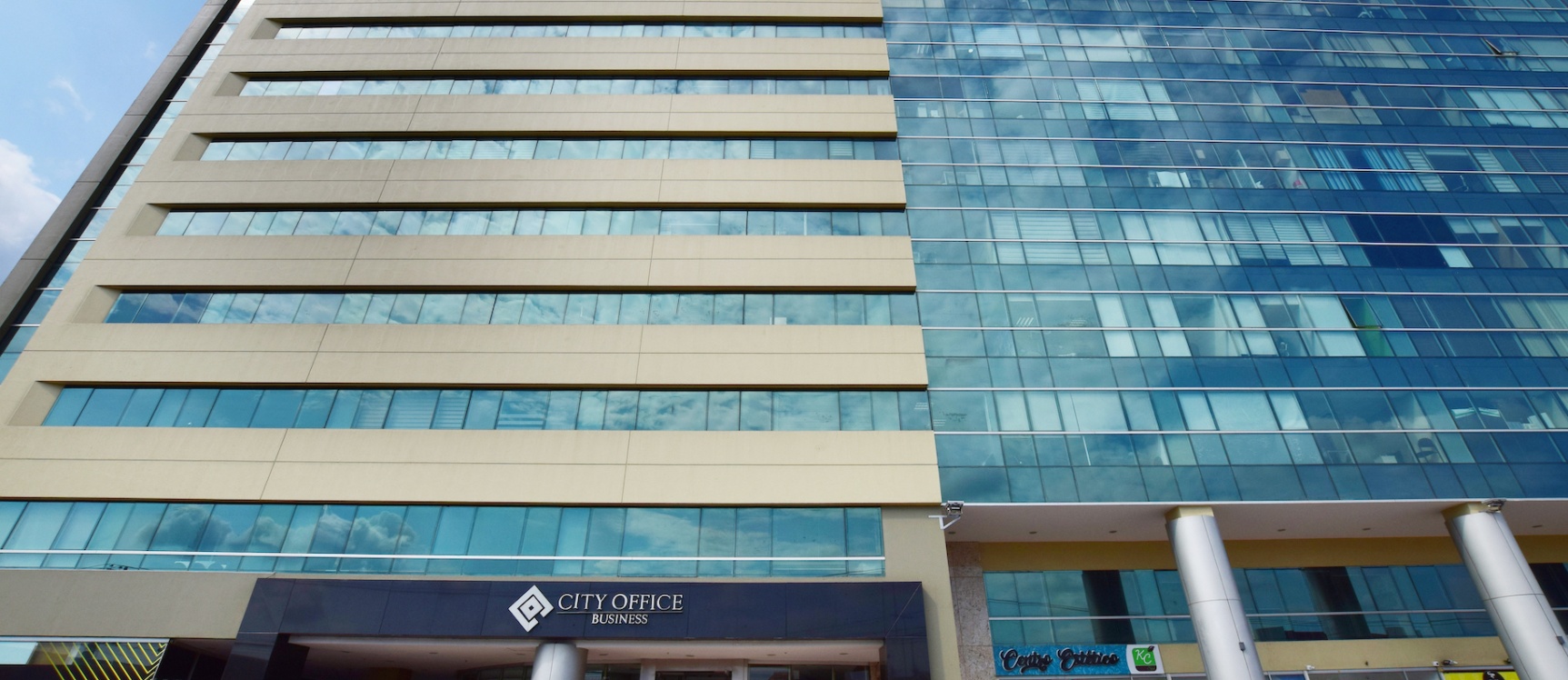 Oficina en venta ubicada en el Edificio City Office, Norte de Guayaquil GeoBienes - Oficina en venta ubicada en el Edificio City Office, Norte de Guayaquil - Plusvalia Guayaquil Casas de venta y alquiler Inmobiliaria Ecuador