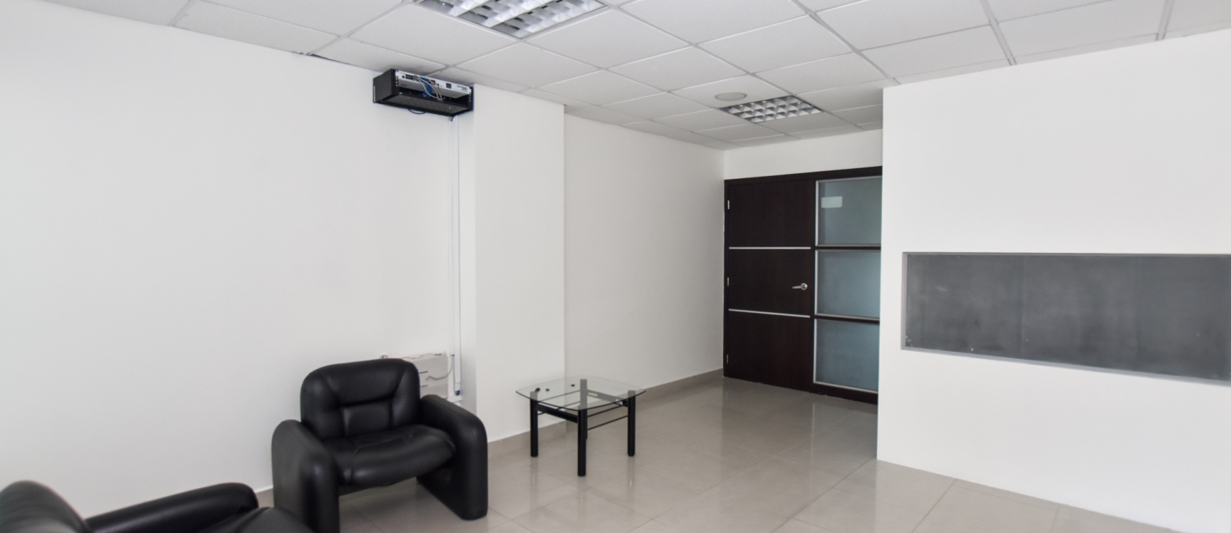 GeoBienes - Oficina en venta ubicada en el Parque Empresarial Colón - Plusvalia Guayaquil Casas de venta y alquiler Inmobiliaria Ecuador