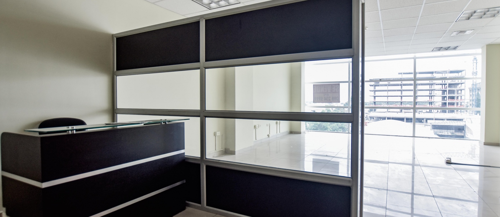 Oficina en venta ubicada en Plaza Center, Kennedy Norte GeoBienes - Oficina en venta ubicada en Plaza Center, Kennedy Norte - Plusvalia Guayaquil Casas de venta y alquiler Inmobiliaria Ecuador