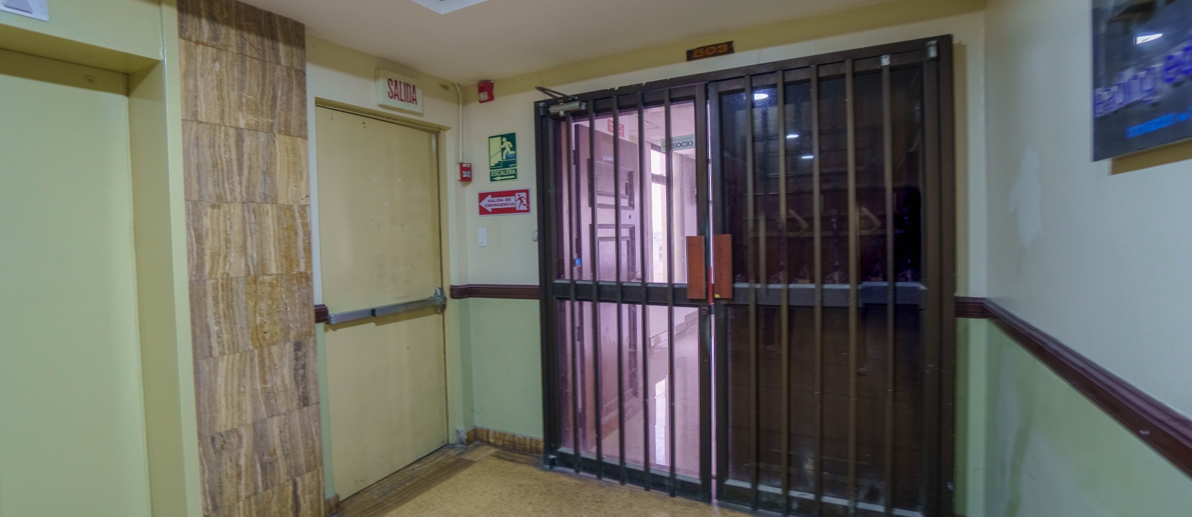 Oficina en venta ubicado en Edificio Induauto, Centro de Guayaquil GeoBienes - Oficina en venta ubicado en Edificio Induauto, Centro de Guayaquil - Plusvalia Guayaquil Casas de venta y alquiler Inmobiliaria Ecuador