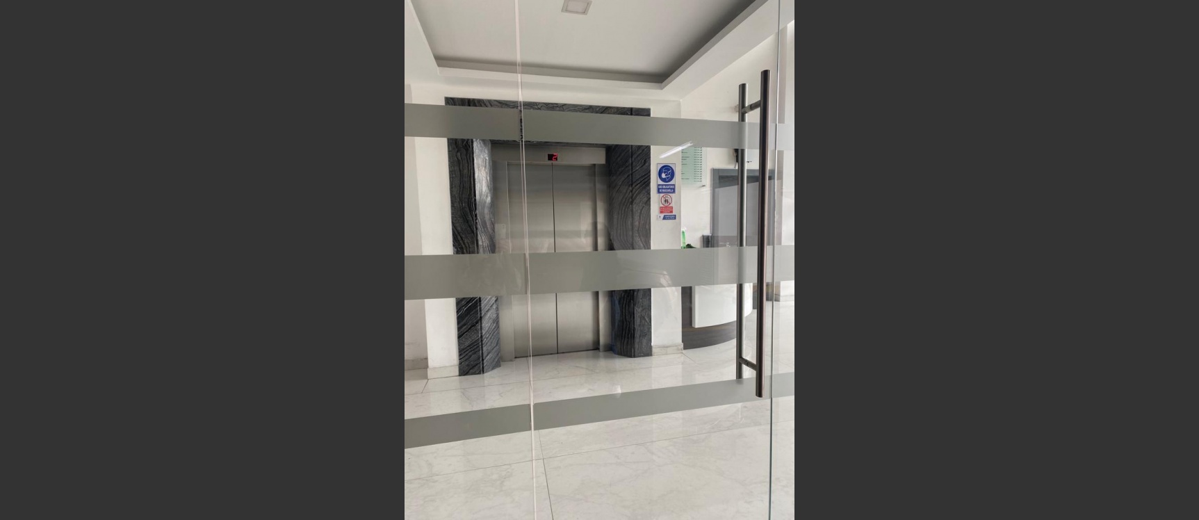 Oficina en venta ubicado en el Edificio Blue Office Center GeoBienes - Oficina en venta ubicado en el Edificio Blue Office Center - Plusvalia Guayaquil Casas de venta y alquiler Inmobiliaria Ecuador