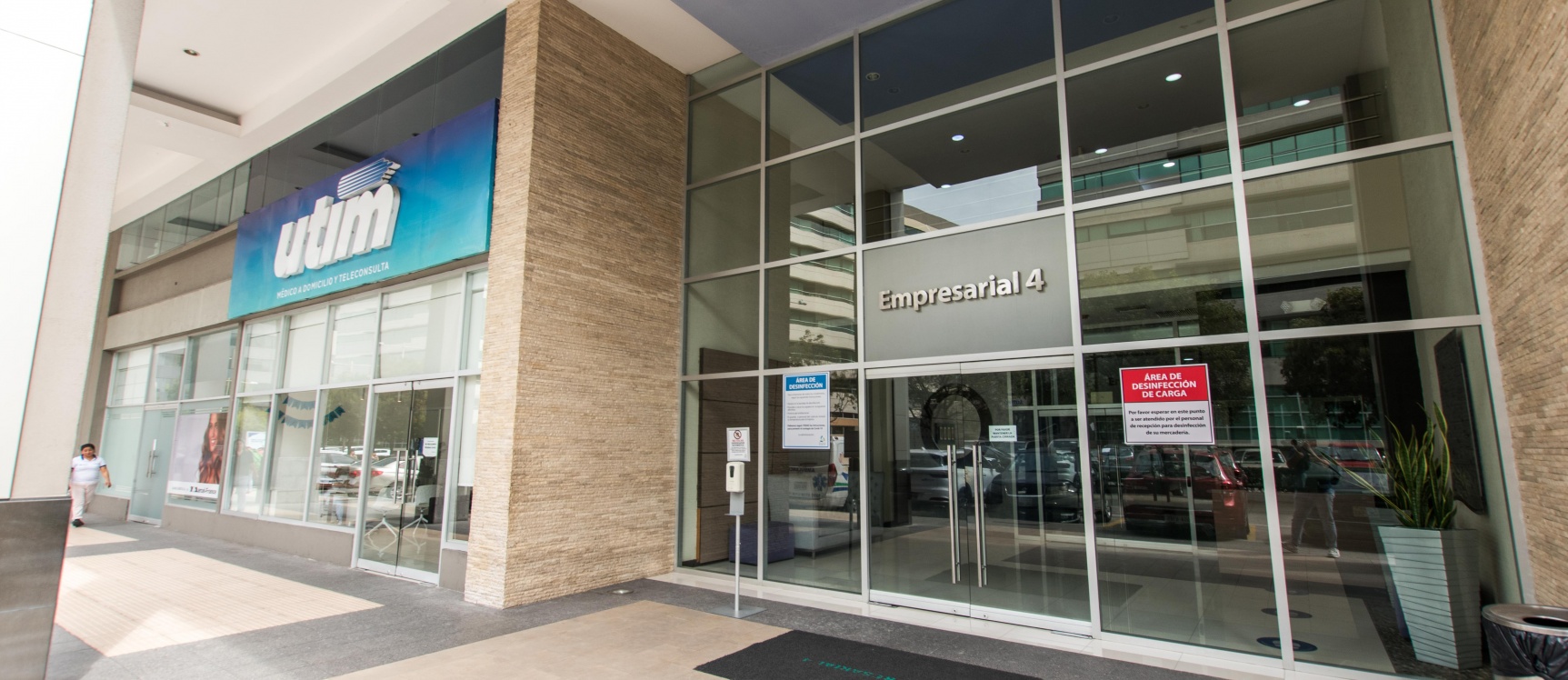 Oficina en venta ubicado en el Parque Empresarial Colón, Urdesa Norte GeoBienes - Oficina en venta ubicado en el Parque Empresarial Colón, Urdesa Norte - Plusvalia Guayaquil Casas de venta y alquiler Inmobiliaria Ecuador