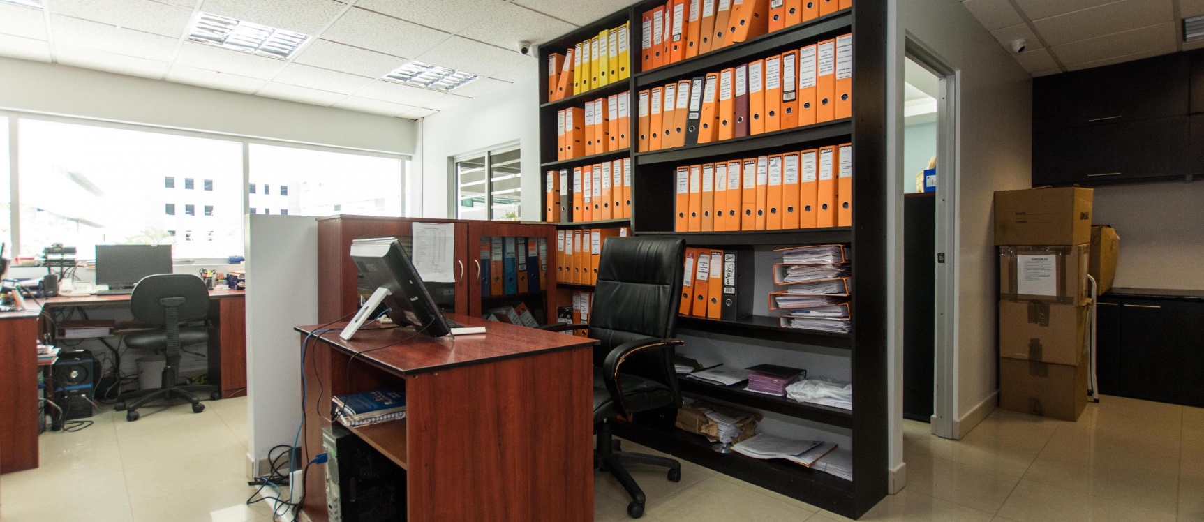 Oficina en venta ubicado en el Parque Empresarial Colón, Urdesa Norte GeoBienes - Oficina en venta ubicado en el Parque Empresarial Colón, Urdesa Norte - Plusvalia Guayaquil Casas de venta y alquiler Inmobiliaria Ecuador
