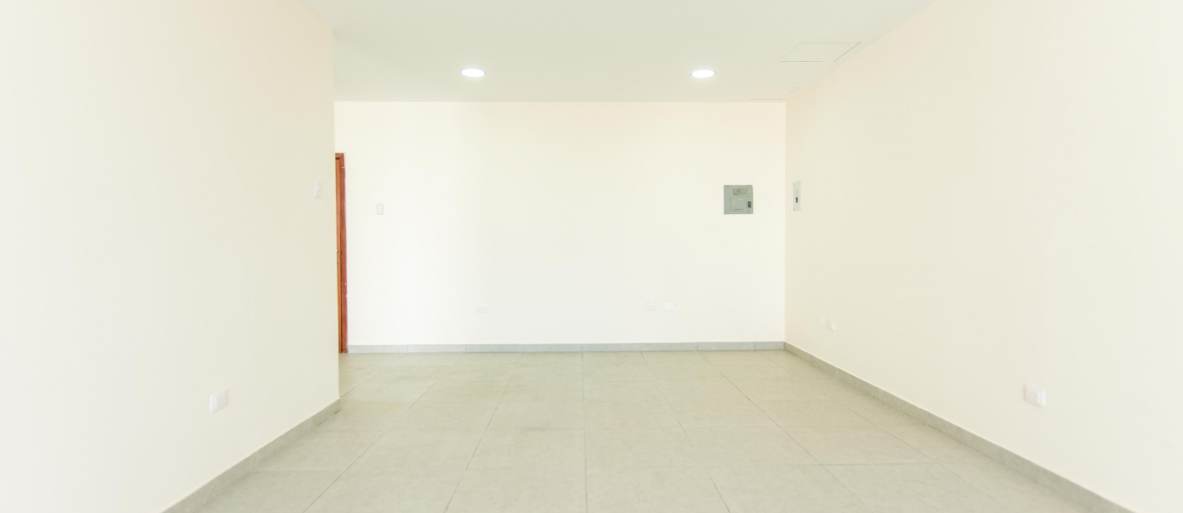 Oficina remodelada en alquiler en el Edificio Citibank, Centro de Guayaquil GeoBienes - Oficina remodelada en alquiler en el Edificio Citibank, Centro de Guayaquil - Plusvalia Guayaquil Casas de venta y alquiler Inmobiliaria Ecuador