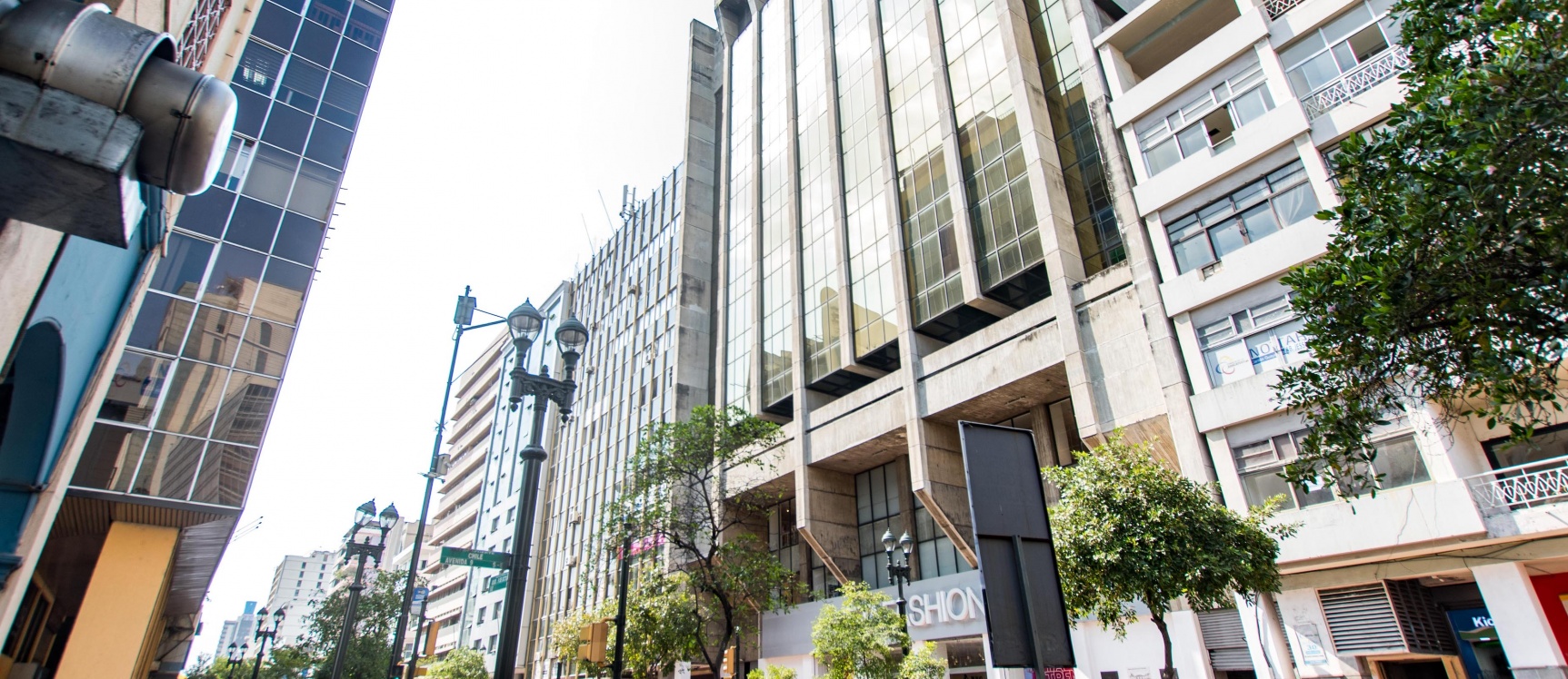 GeoBienes - Oficina remodelada en alquiler en el Edificio Citibank, Centro de Guayaquil - Plusvalia Guayaquil Casas de venta y alquiler Inmobiliaria Ecuador