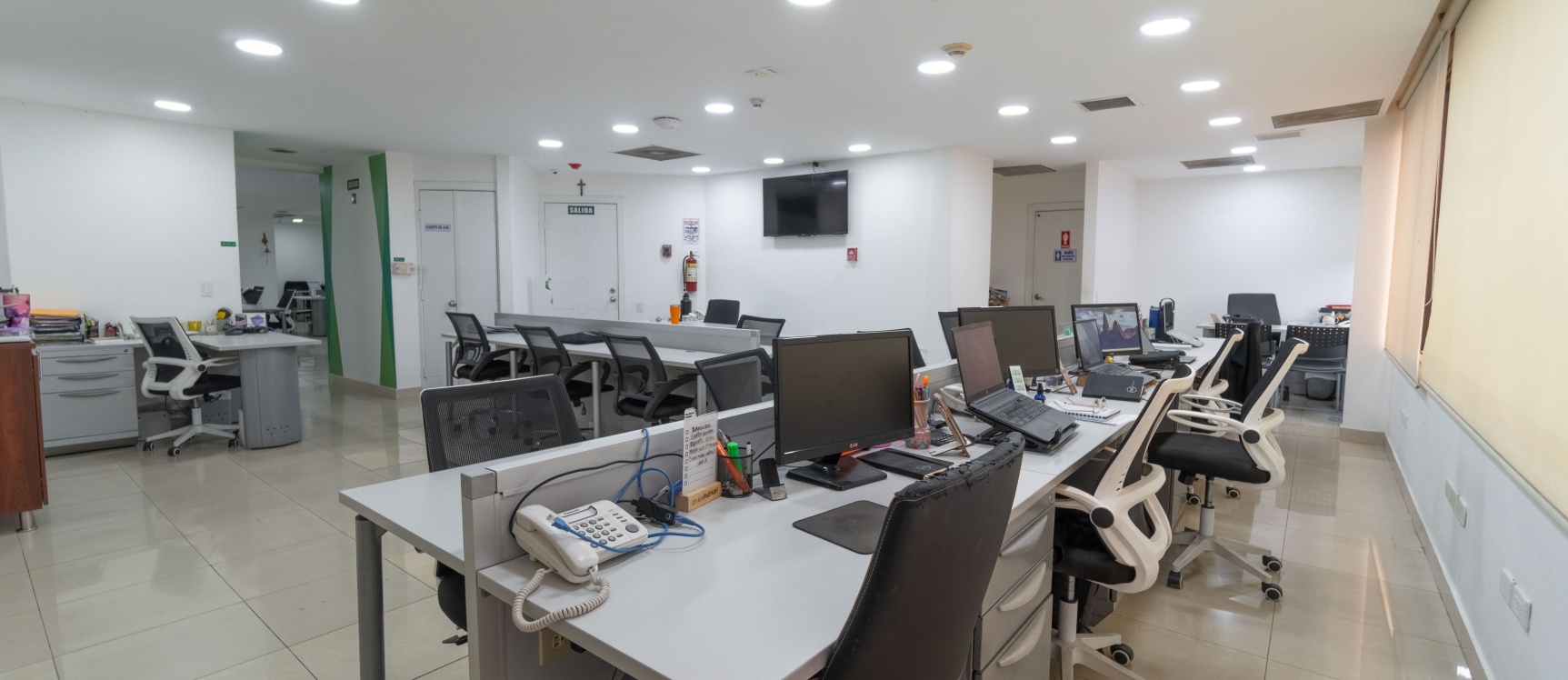 Oficinas en ventas en Edificio Torre Atlas. Norte de Guayaquil GeoBienes - Oficinas en ventas en Edificio Torre Atlas. Norte de Guayaquil - Plusvalia Guayaquil Casas de venta y alquiler Inmobiliaria Ecuador