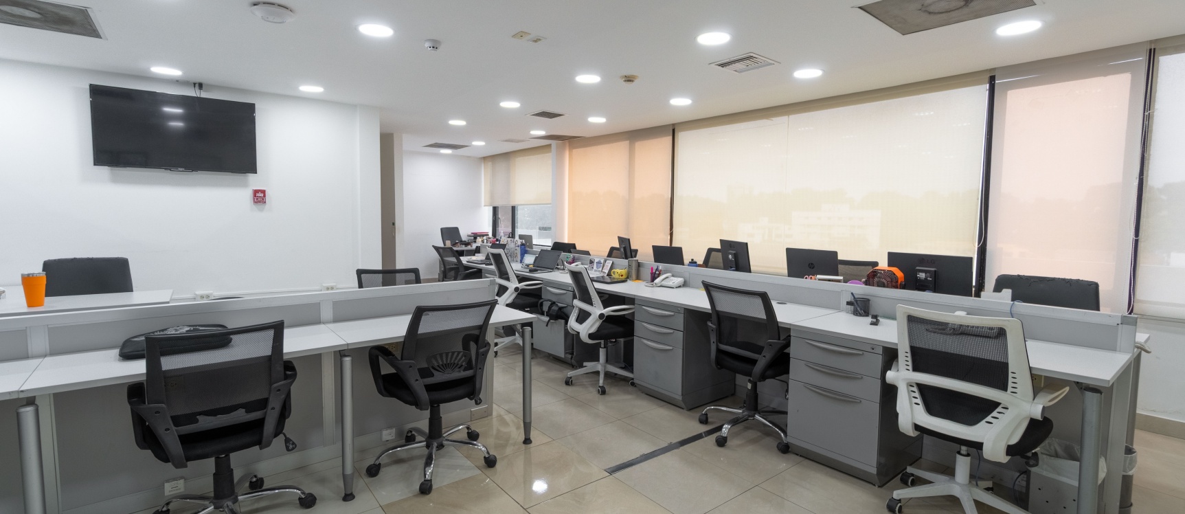 Oficinas en ventas en Edificio Torre Atlas. Norte de Guayaquil GeoBienes - Oficinas en ventas en Edificio Torre Atlas. Norte de Guayaquil - Plusvalia Guayaquil Casas de venta y alquiler Inmobiliaria Ecuador