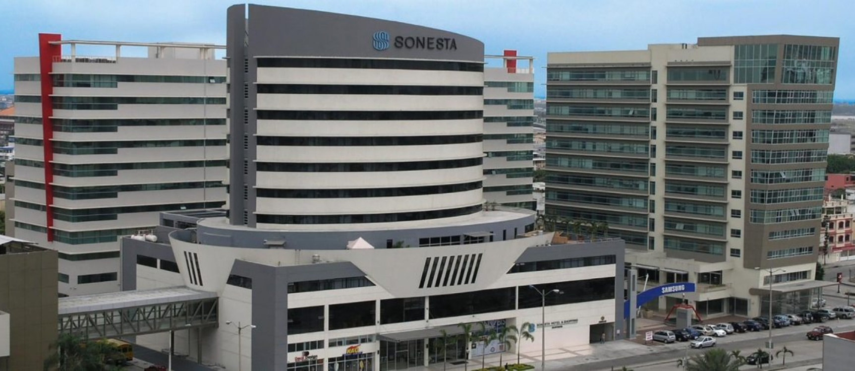 Parqueo en alquiler Edificio Sonesta ,Norte de Guayaquil GeoBienes - Parqueo en alquiler Edificio Sonesta, Norte de Guayaquil - Plusvalia Guayaquil Casas de venta y alquiler Inmobiliaria Ecuador