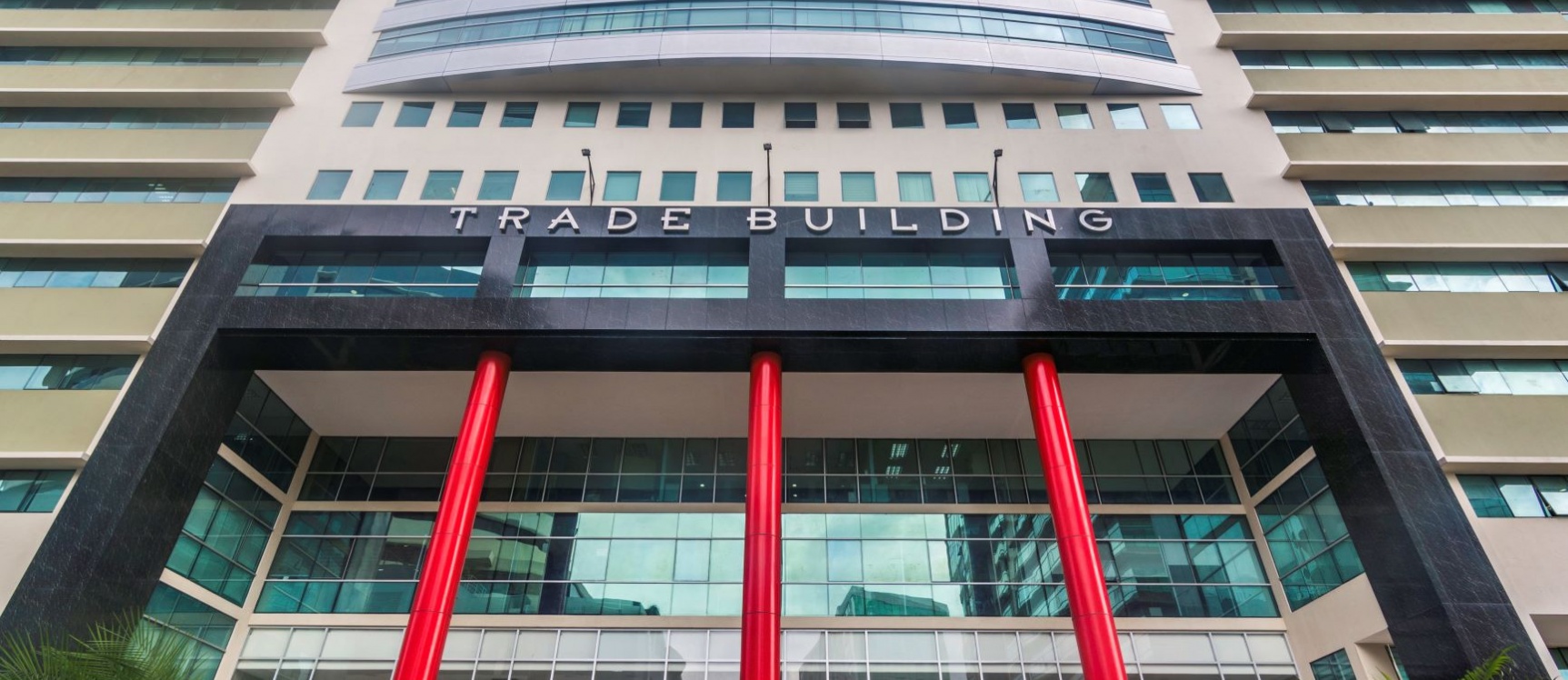 Parqueo en alquiler en el Edificio Trade Building, Norte de Guayaquil GeoBienes - Parqueo en alquiler en el Edificio Trade Building, Norte de Guayaquil - Plusvalia Guayaquil Casas de venta y alquiler Inmobiliaria Ecuador