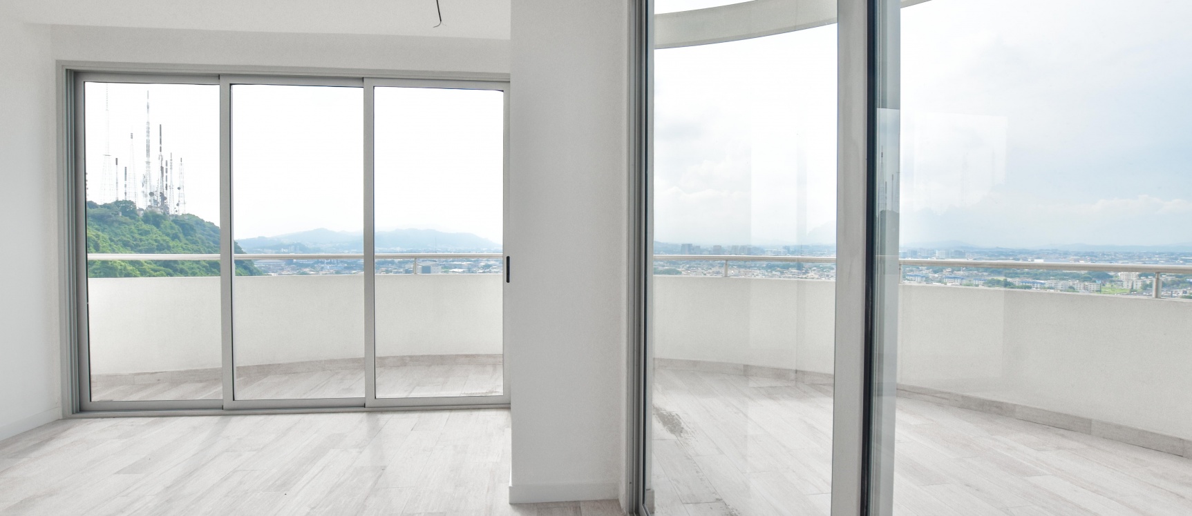 GeoBienes - Penthouse de estreno en alquiler ubicado en Santana Lofts - Plusvalia Guayaquil Casas de venta y alquiler Inmobiliaria Ecuador