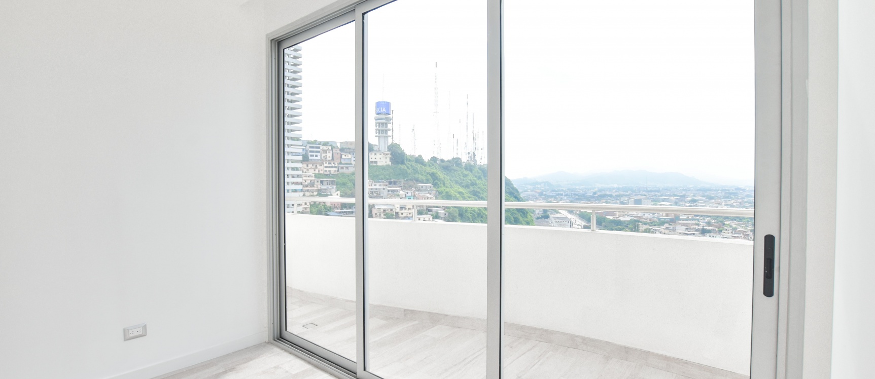 Penthouse de estreno en Venta ubicado en Santana Lofts GeoBienes - Penthouse de estreno en Venta ubicado en Santana Lofts - Plusvalia Guayaquil Casas de venta y alquiler Inmobiliaria Ecuador