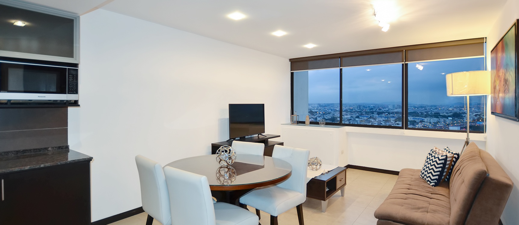 Preciosa Suite Amoblada Bellini IV GeoBienes - Suite en alquiler en Bellini IV sector centro de Guayaquil - Plusvalia Guayaquil Casas de venta y alquiler Inmobiliaria Ecuador