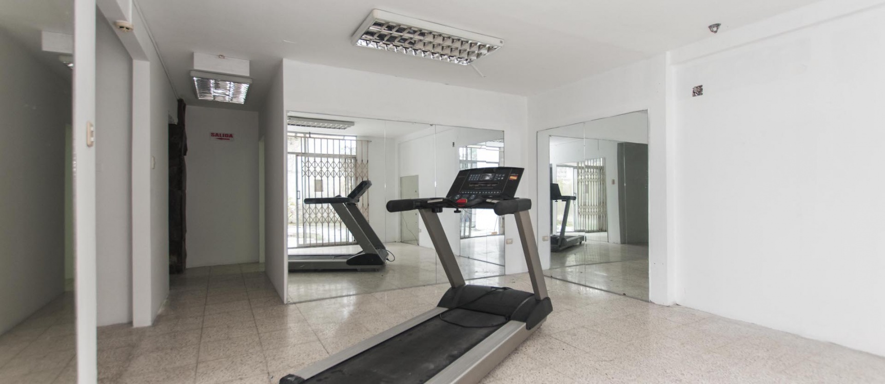 Propiedad comercial, oficinas, consultorios, Urdesa Central, calle Circunvalacion sur y costanera GeoBienes - Propiedad comercial, oficinas, consultorios, Urdesa Central, calle Circunvalacion sur y costanera - Plusvalia Guayaquil Casas de venta y alquiler Inmobiliaria Ecuador