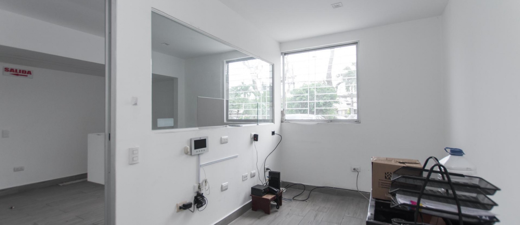 Propiedad comercial, oficinas, consultorios, Urdesa Central, calle Circunvalacion sur y costanera GeoBienes - Propiedad comercial, oficinas, consultorios, Urdesa Central, calle Circunvalacion sur y costanera - Plusvalia Guayaquil Casas de venta y alquiler Inmobiliaria Ecuador