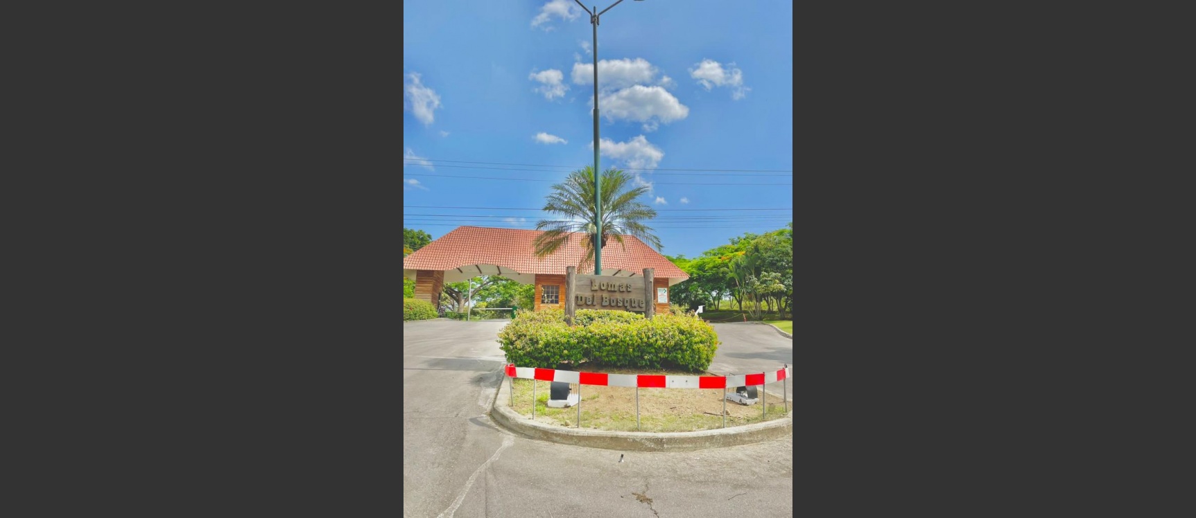 Solar en venta ubicado en Lomas del Bosque, Vía a la Costa GeoBienes - Solar en venta ubicado en Lomas del Bosque, Vía a la Costa - Plusvalia Guayaquil Casas de venta y alquiler Inmobiliaria Ecuador